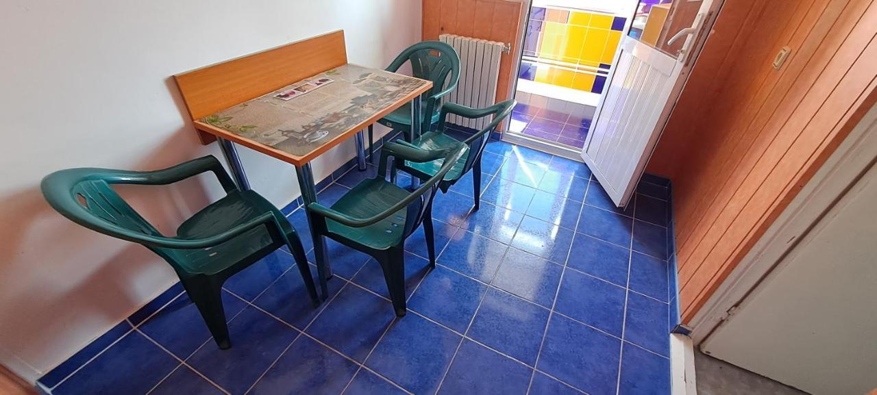 Apartament Grigore Etaj 2 マンガリア エクステリア 写真